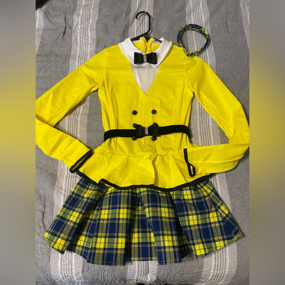 Dance costume